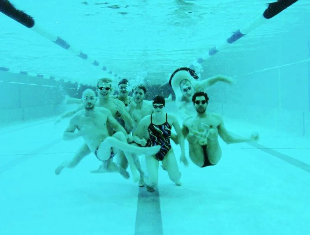 Das Berliner-Schwimmteam / Foto: Nora Erdmann