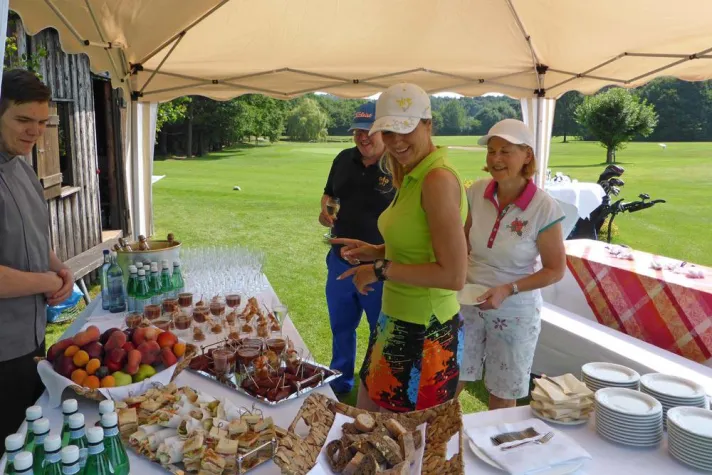 Bild: Abschlagen und Feinschmecken: 16. Golf & Gourmet Cup in Dresden