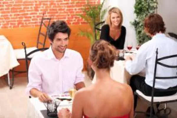 Bild: Speed-Dating: Die etwas andere Art der Partnersuche – sieben Minuten zum Verlieben