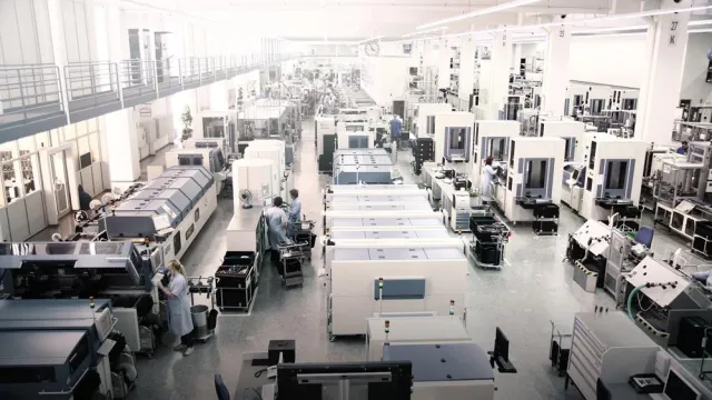 Industrie 4.0 rueckt immer mehr in den Fokus der Oeffentlichkeit Bild: Industrie 4.0 rueckt immer mehr in den Fokus der Oeffentlichkeit