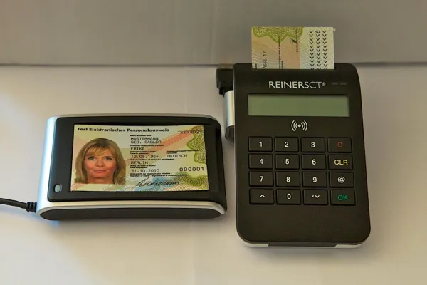 Bild: Neuer Personalausweis bringt Nachteile für Blinde und macht das Internet nicht sicherer