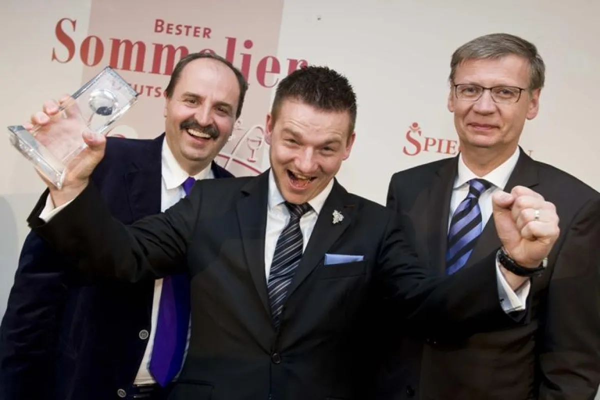 Sieger Thomas Sommer freut sich mit Johann Lafer und Günther Jauch / Foto: M. Hildebrand