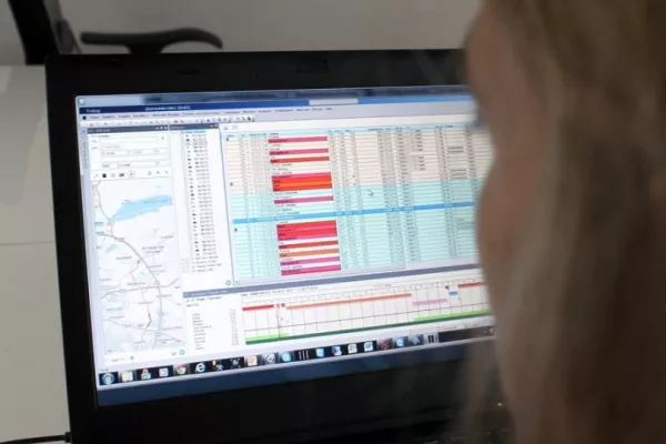 Sievert Handel Transporte automatisiert Lohn- und Spesenabrechnung mit LogicWay Bild: Sievert Handel Transporte automatisiert Lohn- und Spesenabrechnung mit LogicWay