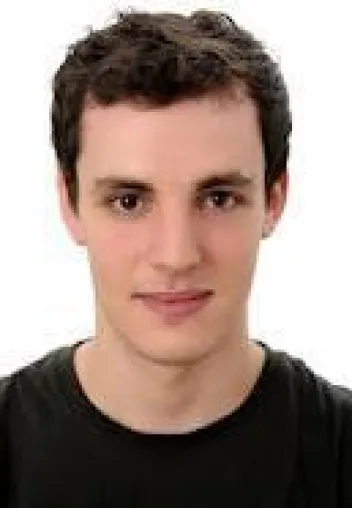 Bild: Daniel Mele als Enkel von Anita Kupsch: Von der Filmschauspielschule Berlin ans Theater am Kurfürstendamm
