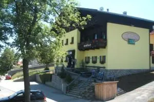 Urlaub mit Hund in Bayern im Landhotel Sportalm zum Wein-Wohlfühl-Wochenende 2010 Bild: Urlaub mit Hund in Bayern im Landhotel Sportalm zum Wein-Wohlfühl-Wochenende 2010