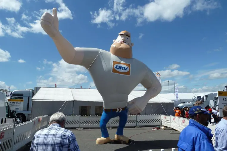 Truck-Grand-Prix: DKV Buddy feiert Premiere Bild: Truck-Grand-Prix: DKV Buddy feiert Premiere