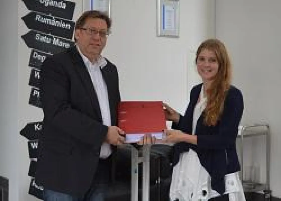 CH-Manager-Wissefn für Niederbayern: Das BWL-Institut kooperiert mit der Hans-Lindner-Stiftung.