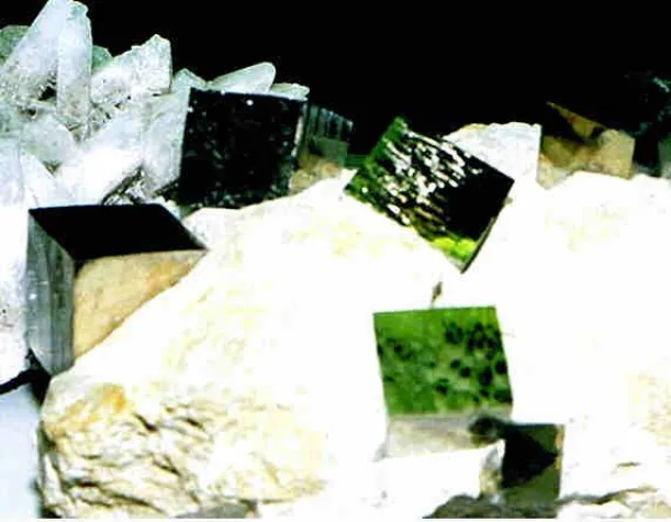 Bild: Edelsteine-Kristallflächen von Heilsuse.eu sorgen für hohe Schlafqualität, Schmerzlinderung, Entspannung