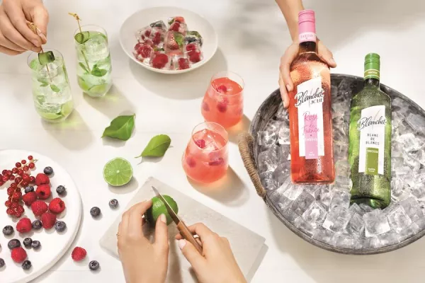 Bild: Erfrischend anders: Blanchet sorgt mit neuen Drinks für Abkühlung