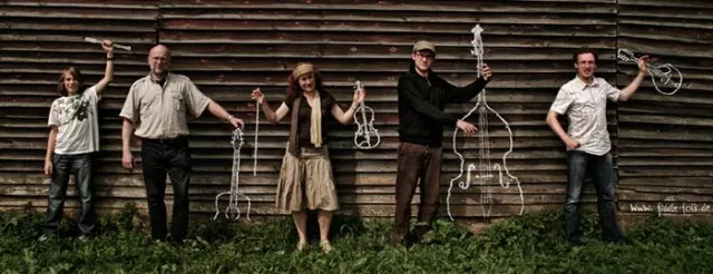 Bild: Benefizkonzert der Fiddle Folk Family in der Propsteikirche Leipzig am 28.10.2009