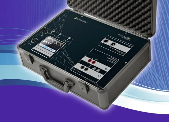 Neues Peakleistungs- und Kennlinienmessgerät für Photovoltaikanlagen Bild: Neues Peakleistungs- und Kennlinienmessgerät für Photovoltaikanlagen