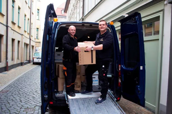 Bild: Hotel Zumnorde übergibt zum 3. Mal Badezimmeraccessoires an den Kinderhospiz Mitteldeutschland Nordhausen e.V.