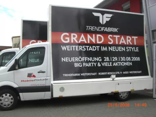 Bild: Die Trendfabrik in Weiterstadt setzt auch in der Werbung auf einen neuen Trend