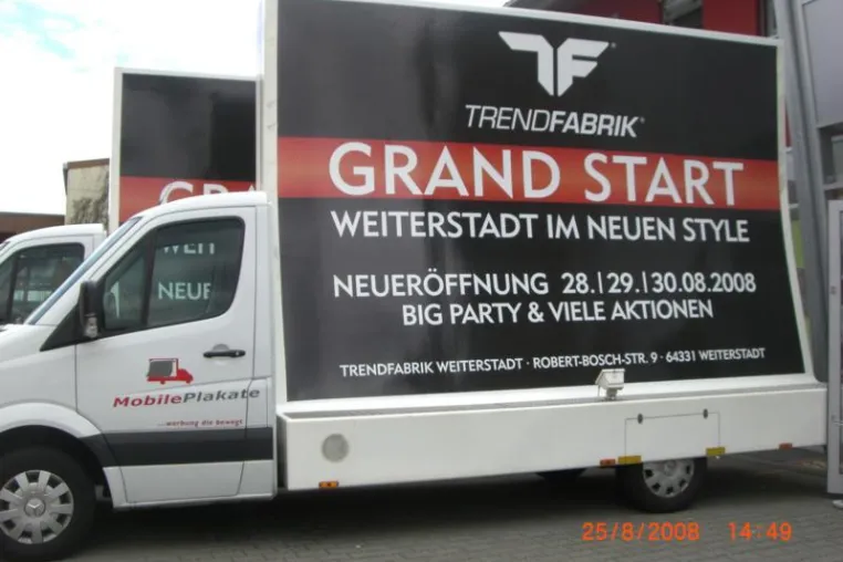 Bild: Die Trendfabrik in Weiterstadt setzt auch in der Werbung auf einen neuen Trend