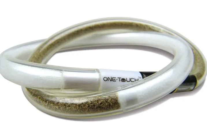 Bild: Mit Obstkernen reinigen und Wanduhren aus dem Do-it-yourself Baukasten - HKTDC Hong Kong Houseware Fair 2009