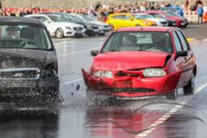 Firmenrabatte in Deutschlands modernstem Fahrdynamikzentrum Bild: Firmenrabatte in Deutschlands modernstem Fahrdynamikzentrum