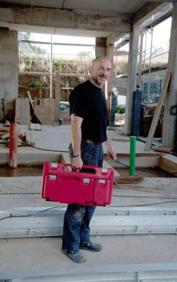 An der großen FusionBox lassen sich kleinere Boxen mit weiteren Werkzeugen anstecken