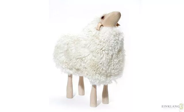 Bild: Liebes Schaf auf weiter Flur: Ausgefallene Dekoration von Einklang3 sorgt für Wohnlichkeit