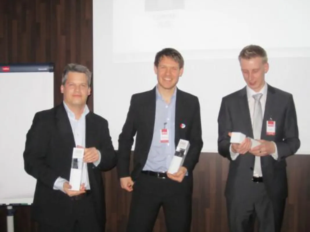 Die drei erfolgreichsten Händler wurden auf der Exporttagung mit dem Performance Pokal geehrt.