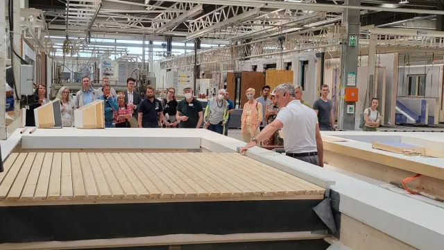 Bild: Tag des Deutschen Fertigbaus bei Regnauer in Seebruck: Viele Informationen rund ums Thema Bauen