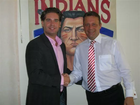 Bild: InBev und die EC Hannover Indians setzen langjährige Partnerschaft fort