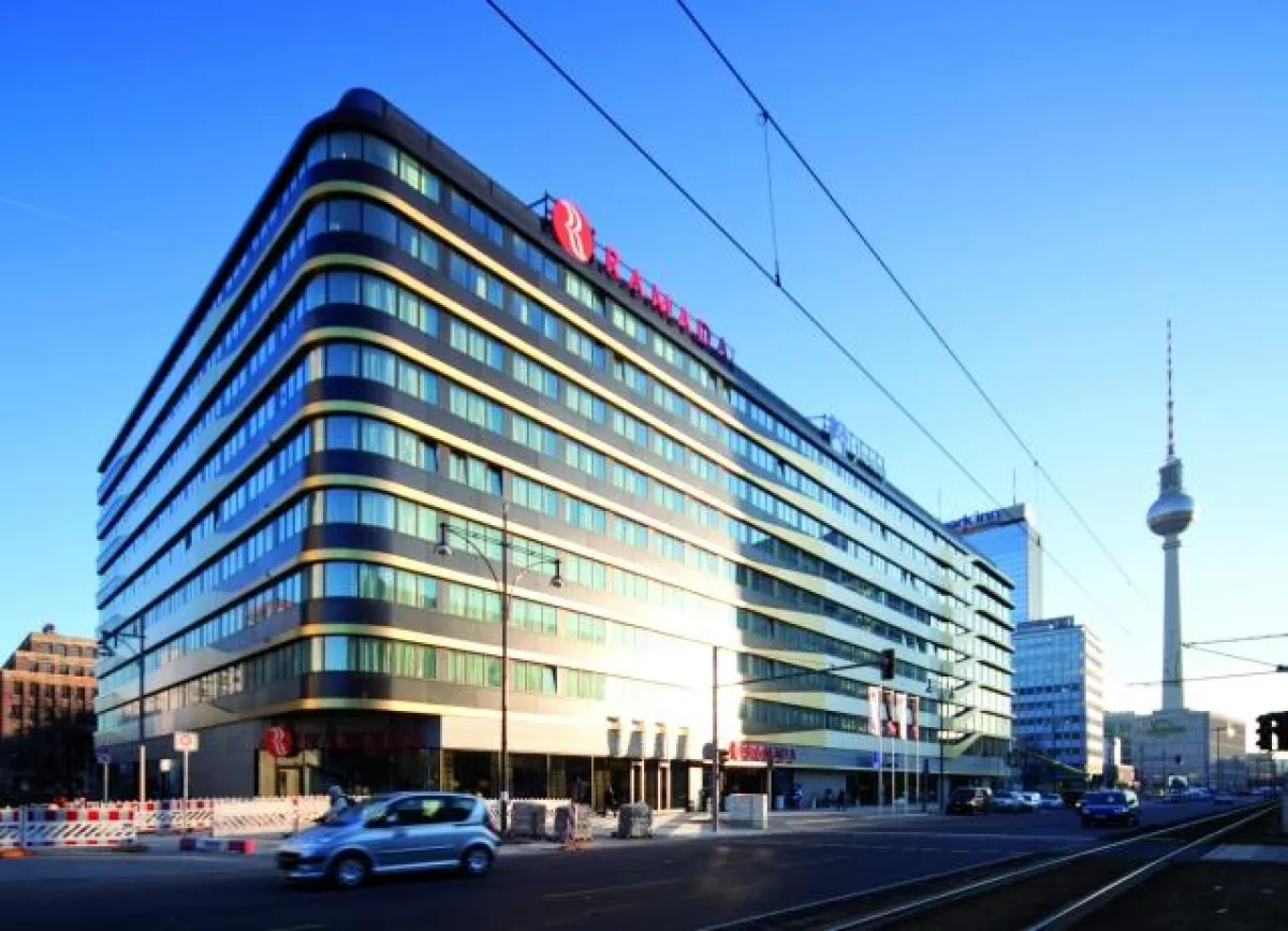 Das neue Ramada Hotel © Akzo Nobel Deco GmbH | Geschäftsbereich Marke Sikkens Fotograf: Ernst-Ludwig Laue