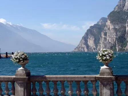 Bild: Famiglia, der Lenz ist da. Das Garda Trentino bietet viel Abwechslung für Groß und Klein