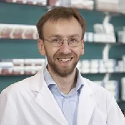 Bild: Kompakte Lagerung für Apotheken: 11.000 Packungen auf 6 Quadratmetern