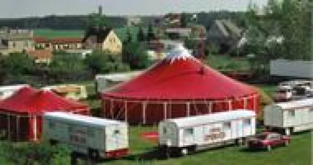 Katja-Ebstein-Stiftung lobt die Aktion „10 Gratisplätze im ZirkusCamp 2008“ Bild: Katja-Ebstein-Stiftung lobt die Aktion „10 Gratisplätze im ZirkusCamp 2008“