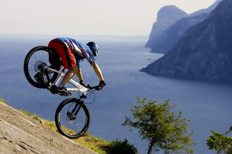 Bild: Zum „Sympatex Bike Festival“ an den Gardasee - Die Rad-Saison eröffnen mit Relax Hotels
