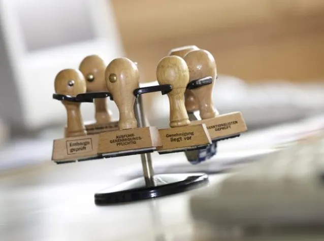 Bild: Neues License Management Modul von AEB unterstützt Ausfuhr mit ELAN-K2