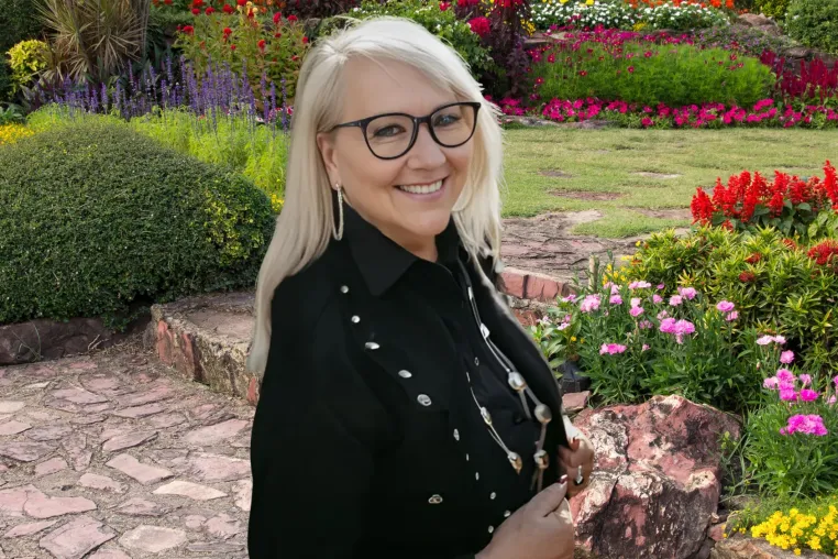 Systemische Beratung mit Silvia Thöne: Alte Muster gezielt lösen Bild: Systemische Beratung mit Silvia Thöne: Alte Muster gezielt lösen