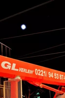 GL Verleih Arbeitsbühnen für Köln feiert Rückkehr des Königs Bild: GL Verleih Arbeitsbühnen für Köln feiert Rückkehr des Königs