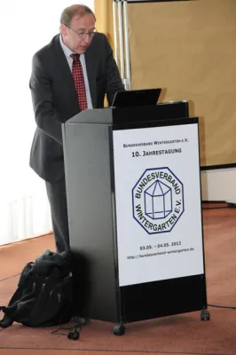 Bild: Volles Haus zum Jubiläum