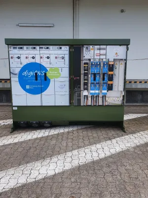 Bild: HanseWerk: SH Netz sichert Stromversorgung in der Gemeinde Wesselburen mit digitaler Ortsnetzstation