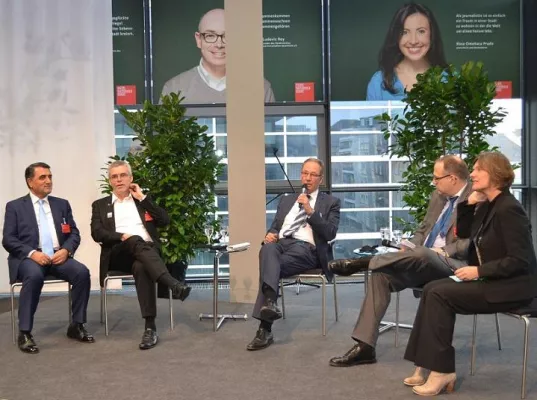 Prof. Dr. Franz Egle: Management Hochschule (HdWM) und Wirtschaft gemeinsam gegen Fachkräftemangel Bild: Prof. Dr. Franz Egle: Management Hochschule (HdWM) und Wirtschaft gemeinsam gegen Fachkräftemangel