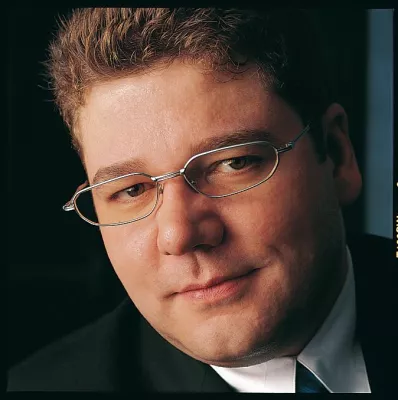 Bild: Hochkarätiger Fachvortrag mit Bernd Zipper zum Thema Mediendatenbanken, PFD-Formulare und Web-to-print