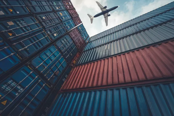 Bild: Luftfracht nach Indien: Wie gelangen Ihre Transporte sicher ans Ziel?