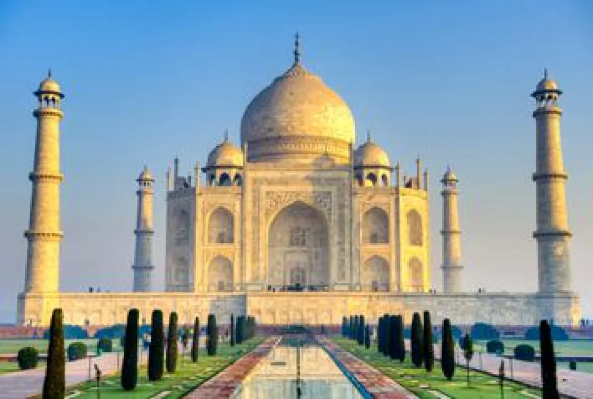 Die Reiseroute führt auch zum Taj Mahal