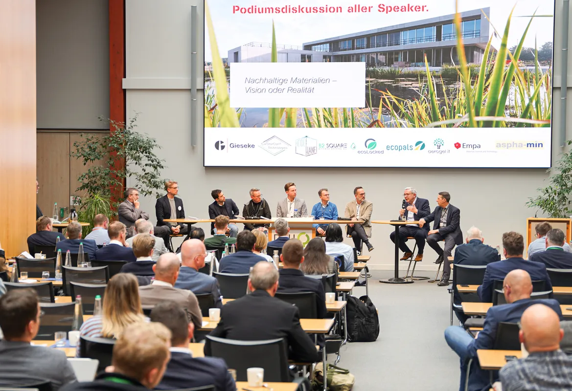 Kongress in Osnabrück präsentierte innovative Ansätze für CO2-optimierte Verkehrsflächen und Straßen (© Gieseke)