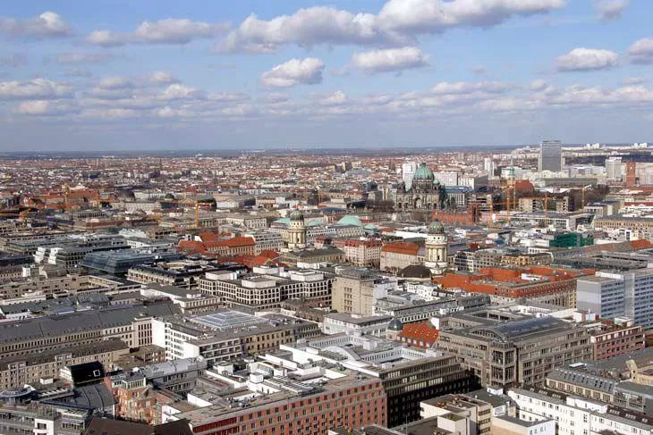 Bild: Internationale Umfrage: Ohne Fernsehturm ist Berlins Skyline den Deutschen fremd