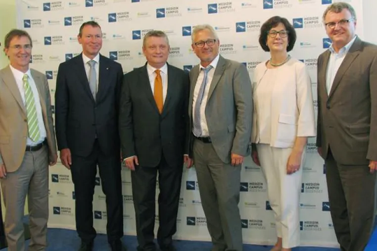 Bild: „GeriNoVe“: Bundesgesundheitsminister Hermann Gröhe lobt Pilotprojekt