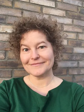 Bild: Frauenfeindlichkeit und Hassbilder im Netz