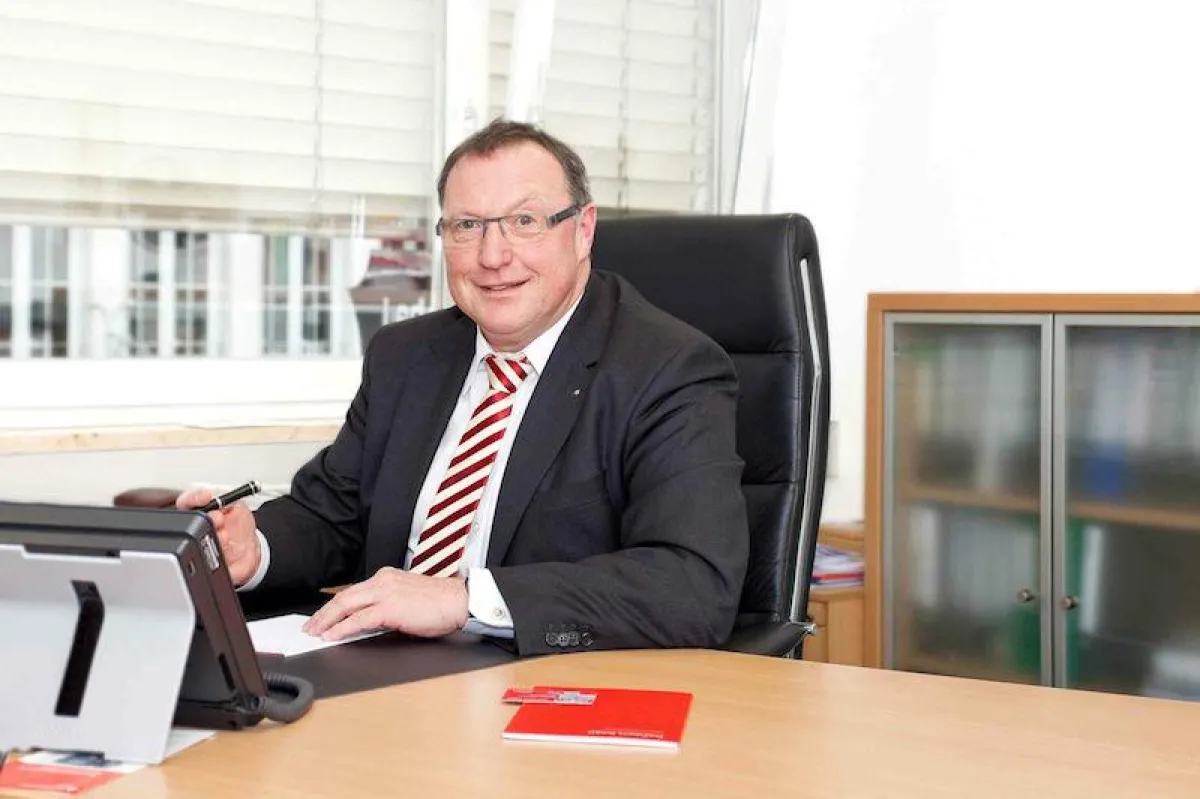 Udo Giesen und sein Team der ProFinanz GmbH beraten zum verantwortungsvollen und richtigen Umgang