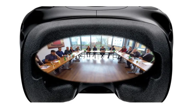 Bild: Virtuelles Training zur Bewältigung von Präsentationsstress