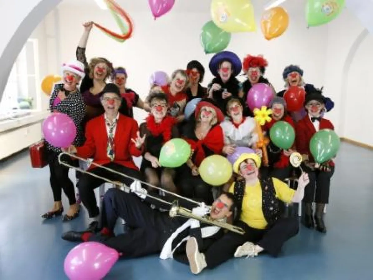 Die Absolventen der Clownsschule
