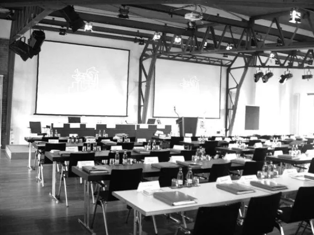 Bild: FACHTAGUNG: "Das Tarifrecht in der behördlichen Praxis“ 04.-05. Juni 2012 (Berlin)