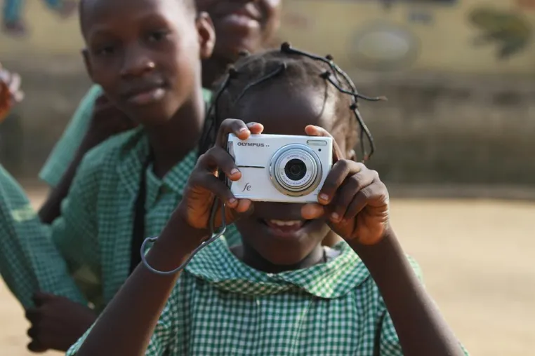 Bild: Neue Perspektiven für Kinder in Lagos (Nigeria) - Media Afrika e.V. organisiert Medien-Schulungen