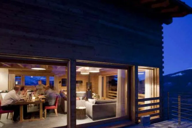Ski-Chalets Winter 2011-2012 - nun online buchen Bild: Ski-Chalets Winter 2011-2012 - nun online buchen
