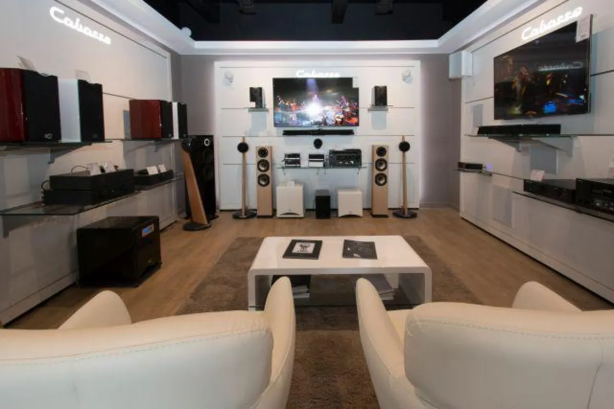 Liebe zum Detail ? Die weltweiten Acoustic Center spiegeln die Wertigkeit und Perfektion wider.